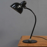 Lámpara de mesa ajustable Bauhaus de baquelita negra
